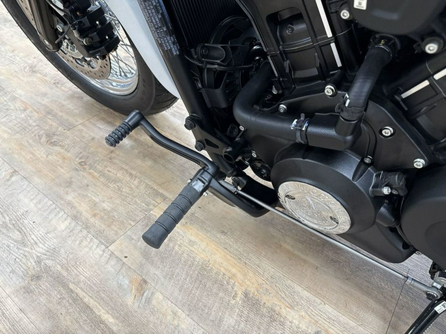 2025 Indian Scout Classic Limited +Tech Ghost White Metallic