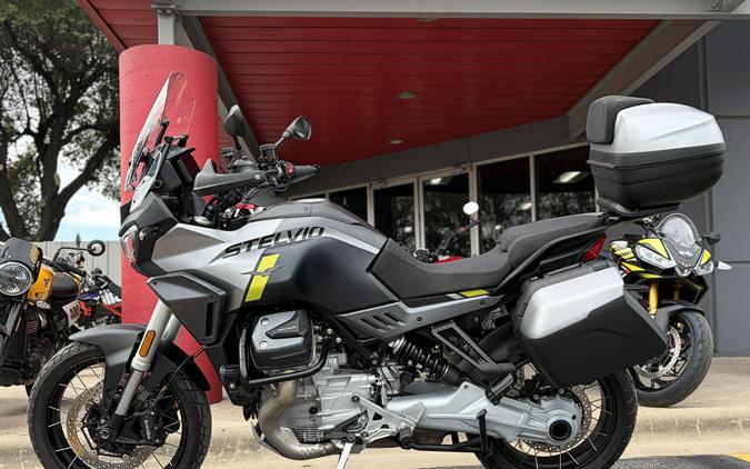 2024 Moto Guzzi Stelvio