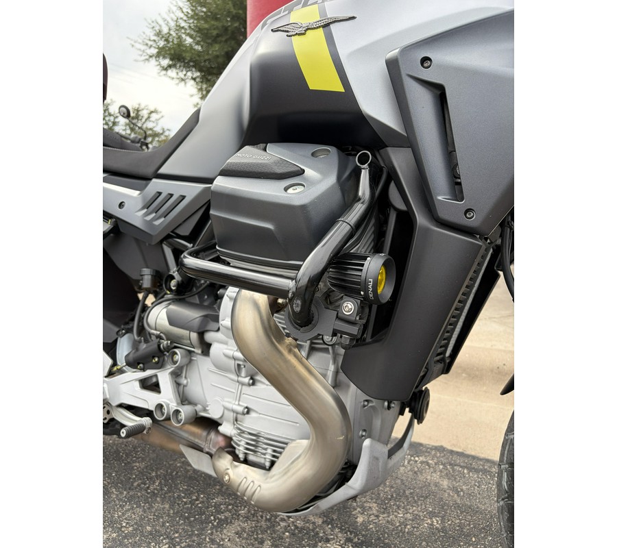 2024 Moto Guzzi Stelvio