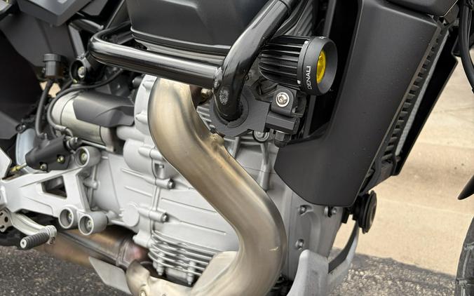 2024 Moto Guzzi Stelvio