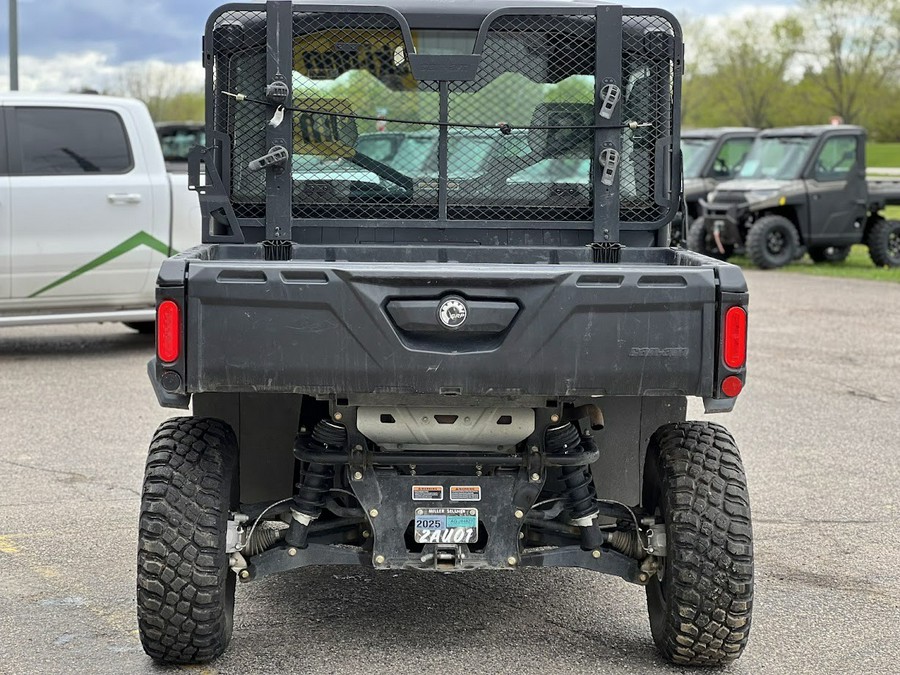 2016 Can-Am DEFENDER XT HD8