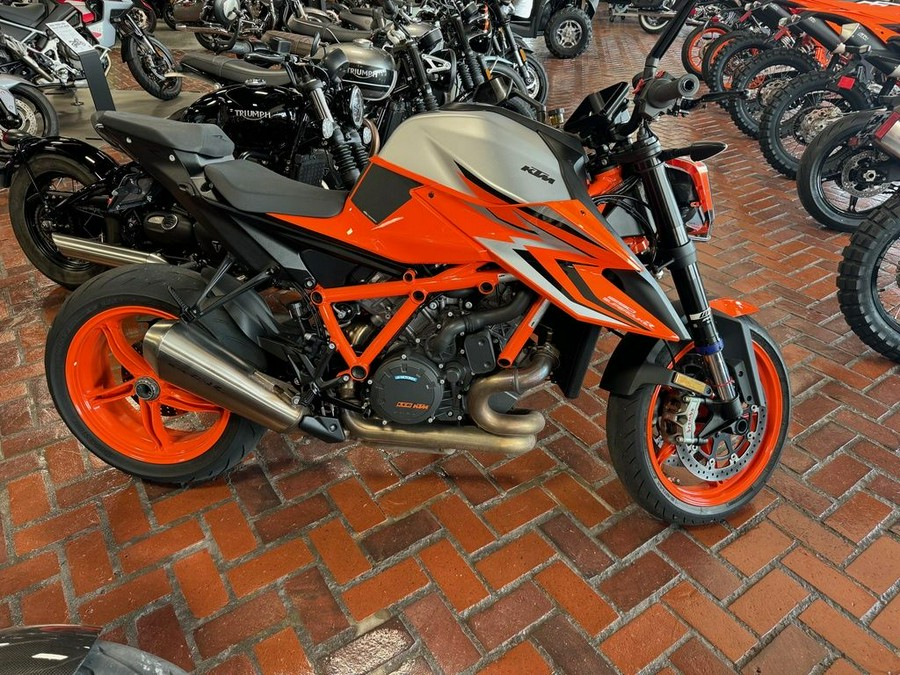 2022 KTM 1290 Super Duke R EVO