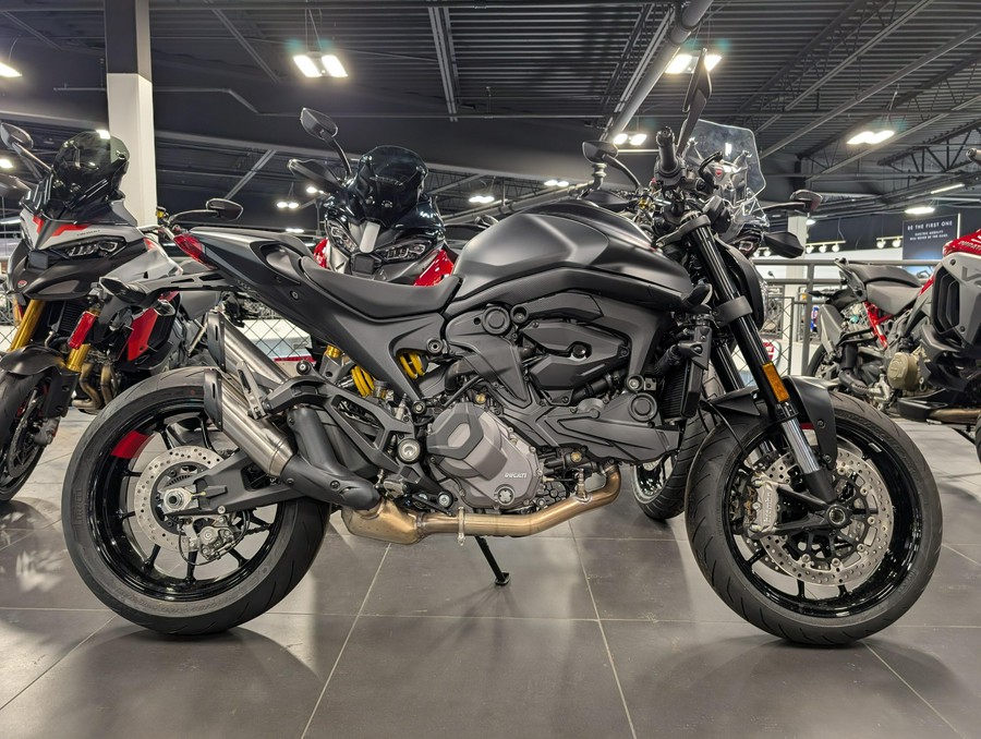 2025 Ducati Monster