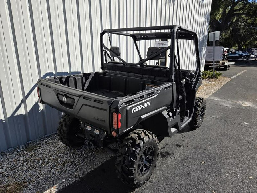 2025 Can-Am® Defender DPS HD10