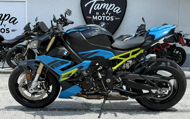 2026 BMW S 1000 R