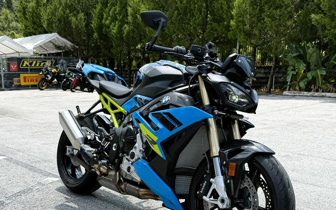 2026 BMW S 1000 R