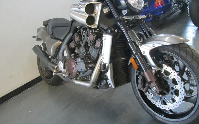 2016 Yamaha VMAX