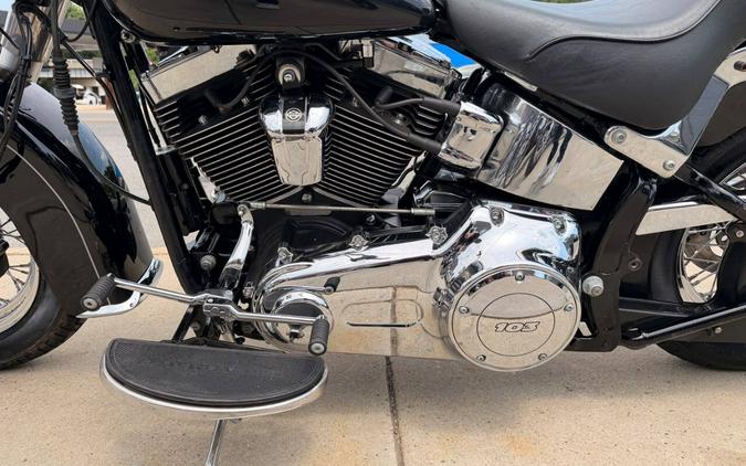 2016 Harley-Davidson Heritage Softail Classic FLSTC