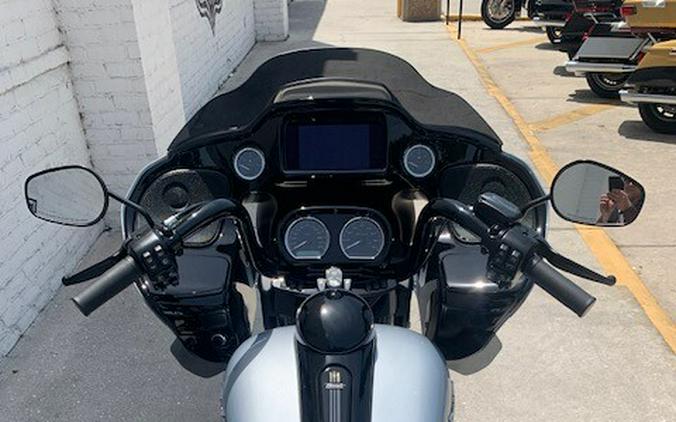 FLTRT 2024 Road Glide 3