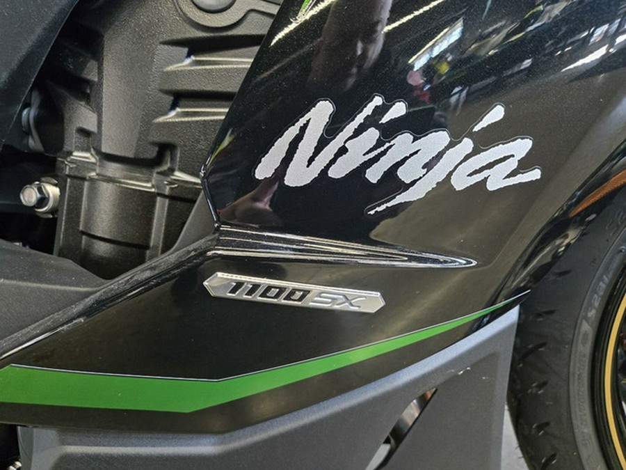 2025 Kawasaki Ninja 1100SX SE ABS