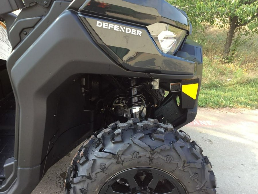 2025 Can-Am® Defender DPS HD9 Stealth Black