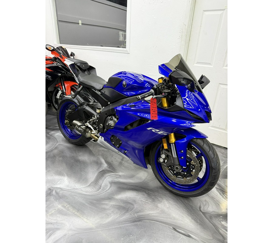 2017 Yamaha R6 in Mint Condition, M4 Exhaust