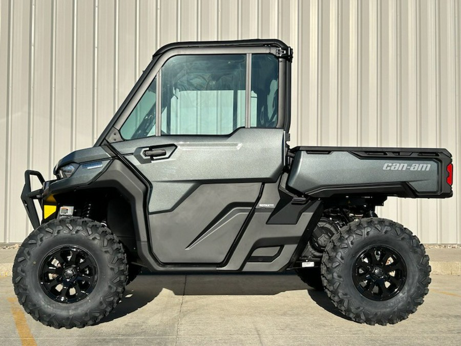 2024 Can-Am Defender Limited HD10