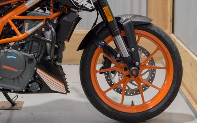 2016 KTM 390 Duke