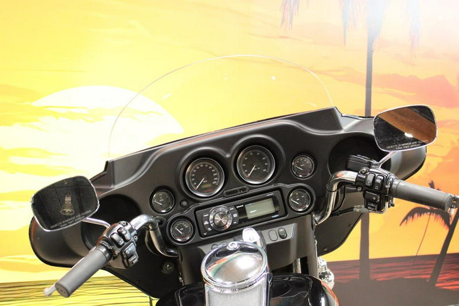 2001 Harley-Davidson® FLHTCI - Electra Glide® Classic Injection