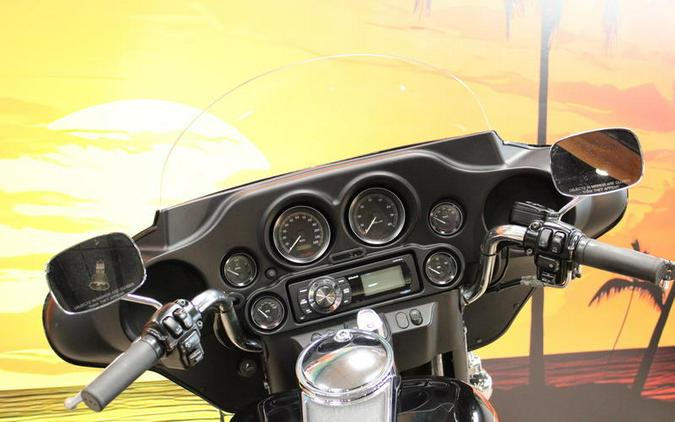 2001 Harley-Davidson® FLHTCI - Electra Glide® Classic Injection