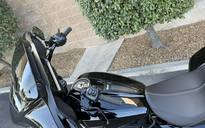 FLHX 2025 Street Glide™