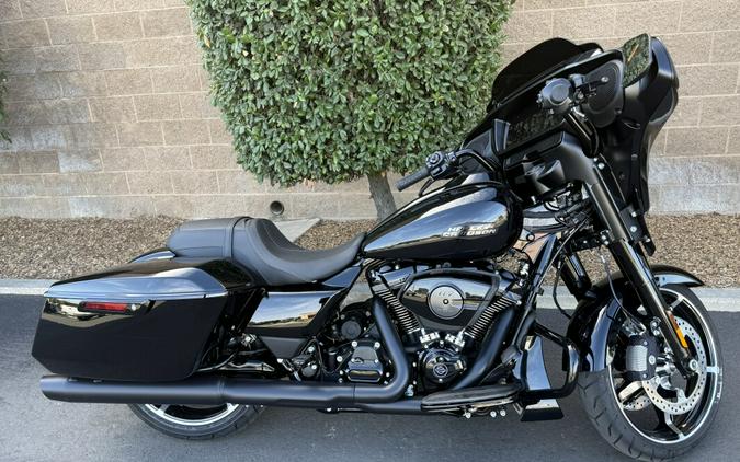 FLHX 2025 Street Glide™