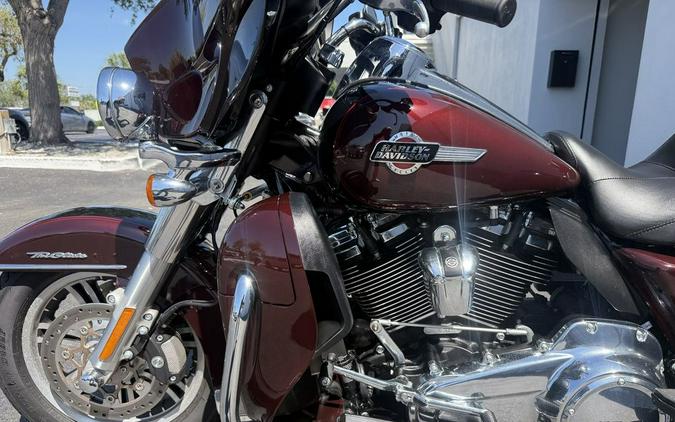 2022 Harley-Davidson® FLHTCUTG - Tri Glide® Ultra