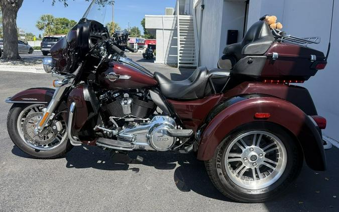 2022 Harley-Davidson® FLHTCUTG - Tri Glide® Ultra