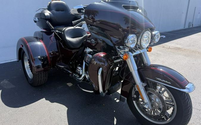 2022 Harley-Davidson® FLHTCUTG - Tri Glide® Ultra