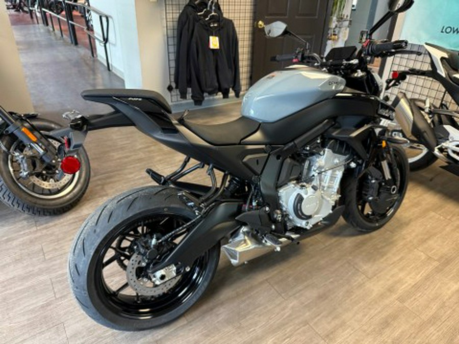 2026 CFMOTO 675NK