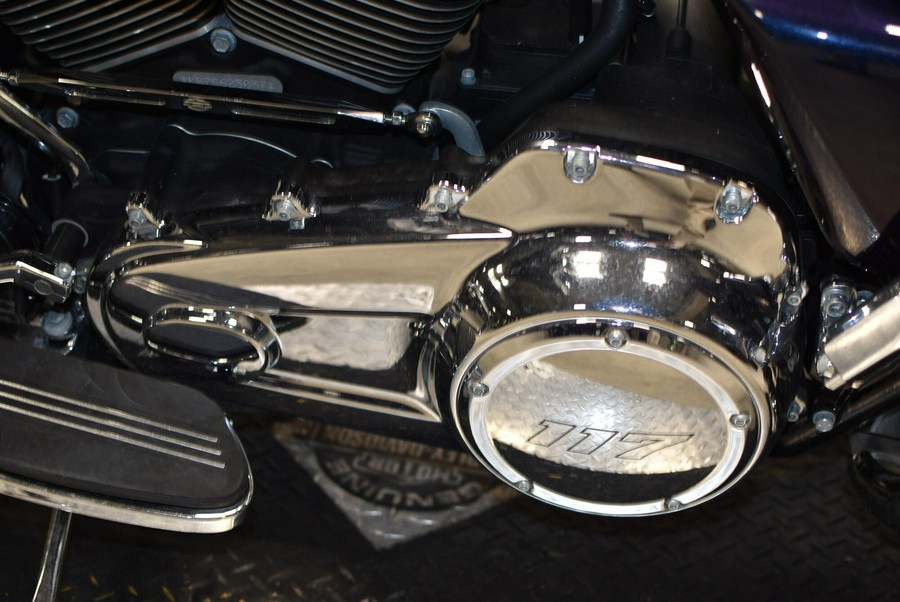 2025 Harley-Davidson Street Glide Mystic Shift