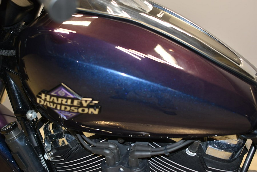 2025 Harley-Davidson Street Glide Mystic Shift