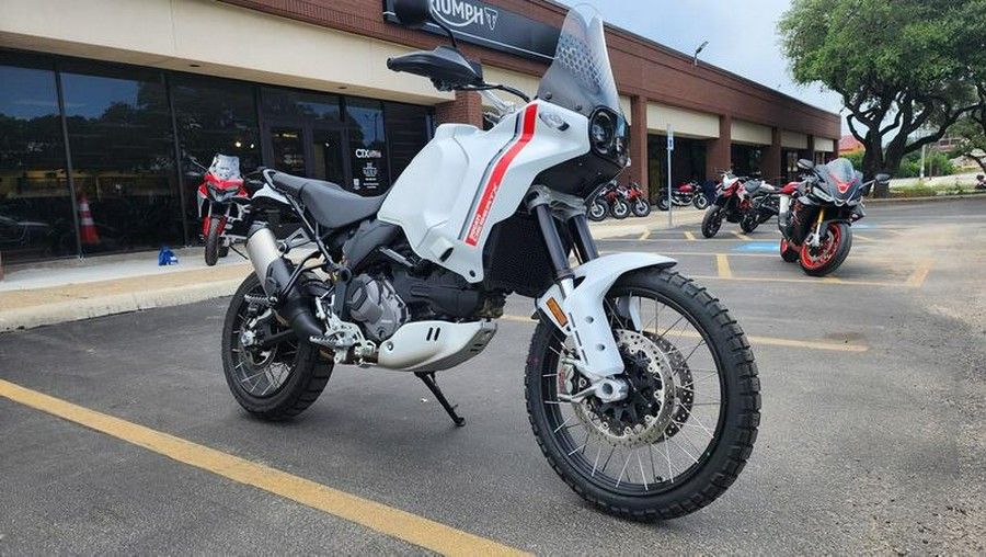 2023 Ducati DesertX Star White Silk