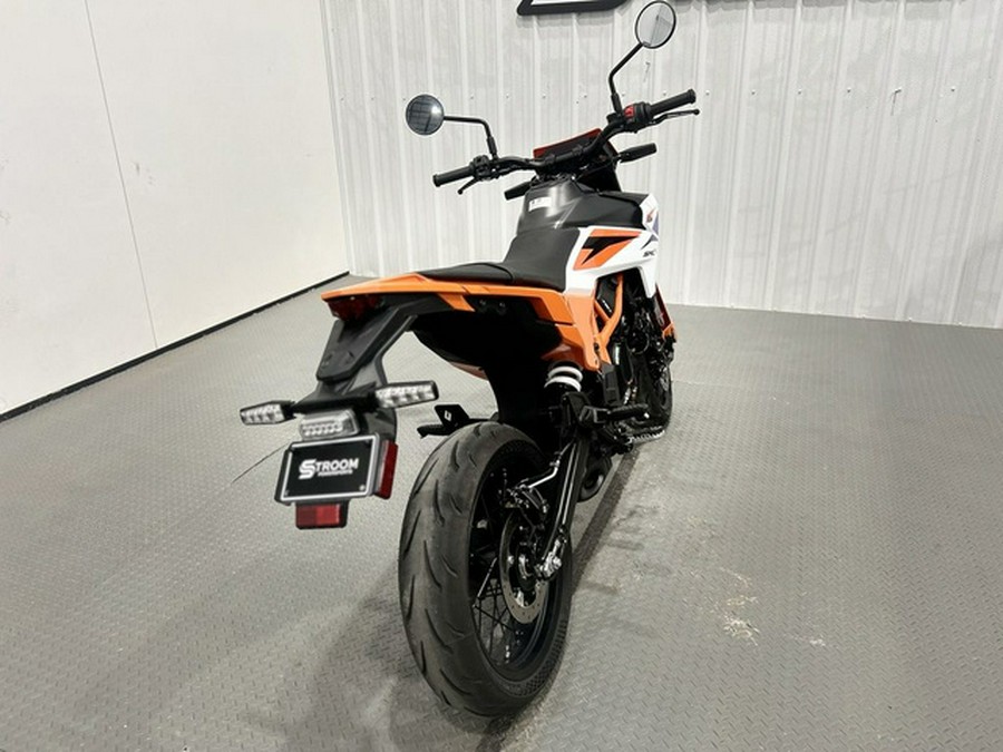 2025 KTM SMC 390 R