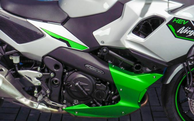 2024 Kawasaki Ninja® 7 Hybrid ABS