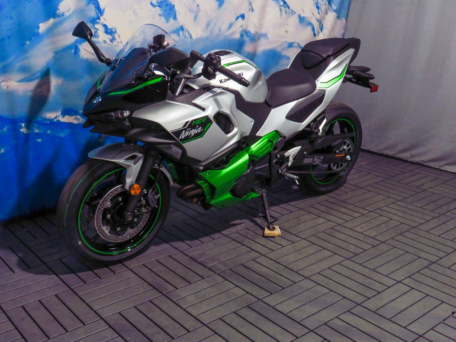 2024 Kawasaki Ninja® 7 Hybrid ABS