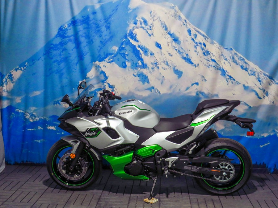 2024 Kawasaki Ninja® 7 Hybrid ABS