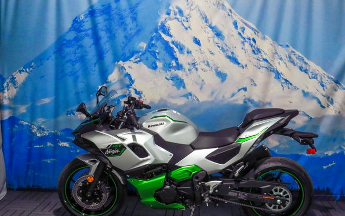 2024 Kawasaki Ninja® 7 Hybrid ABS