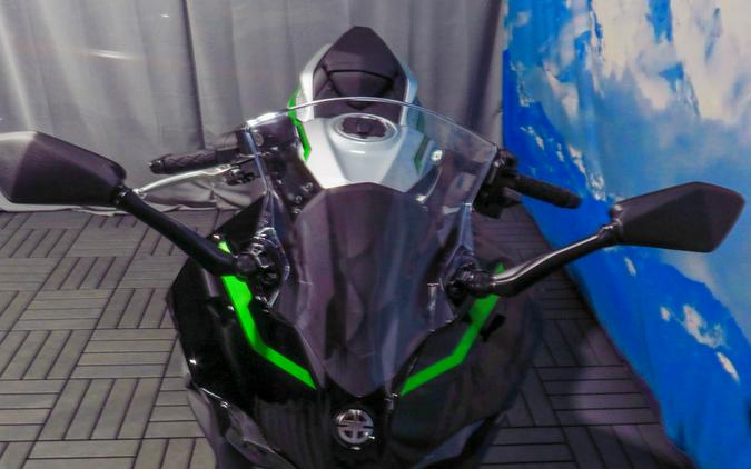 2024 Kawasaki Ninja® 7 Hybrid ABS