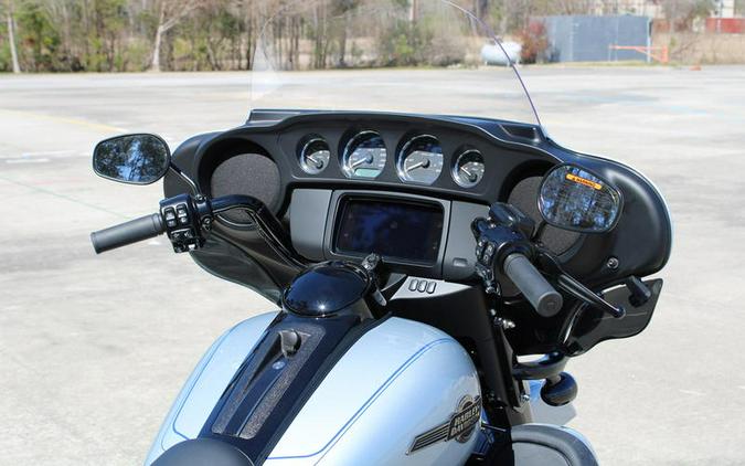 2025 Harley-Davidson® FLHTCUTG - Tri Glide® Ultra