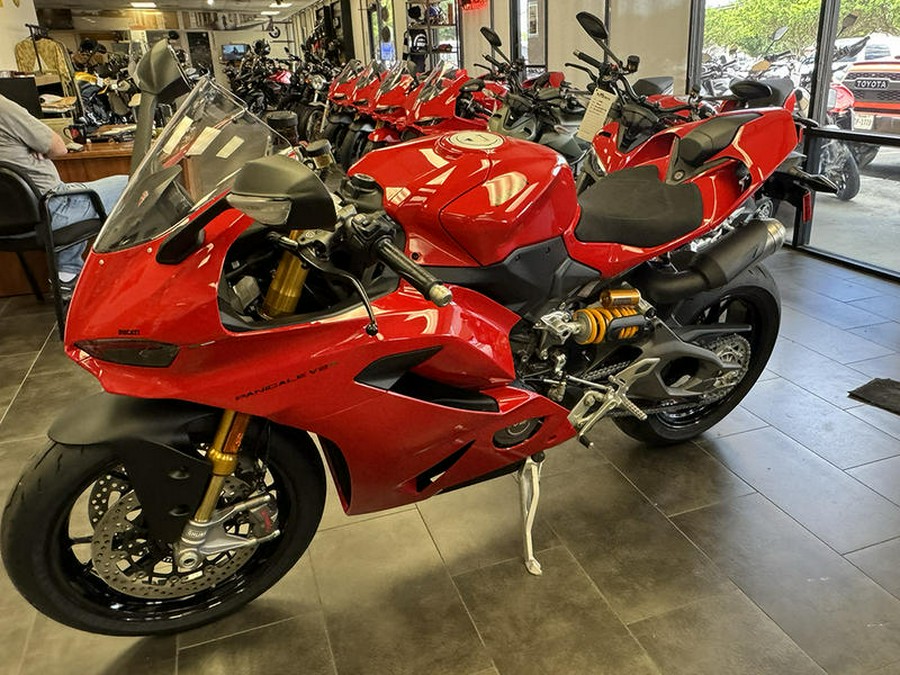 2026 Ducati Panigale V2 S