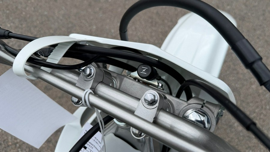 2026 Kawasaki KLX 140R F