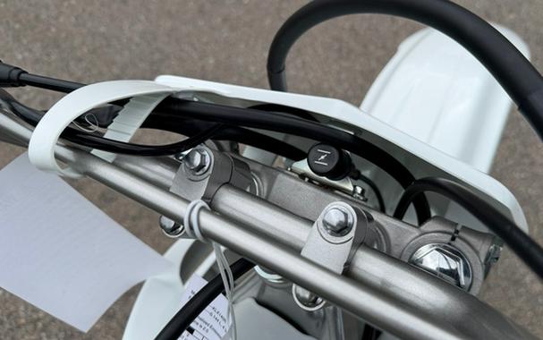 2026 Kawasaki KLX 140R F