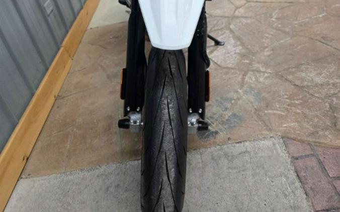 2025 Suzuki DR-Z4SM