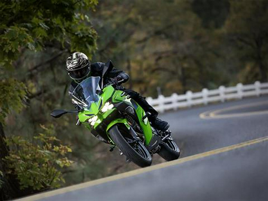2026 Kawasaki Ninja® 500 SE ABS