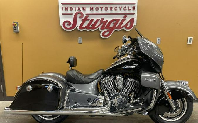 2016 Indian Motorcycle® Roadmaster® Steel Gray and Thunder Black