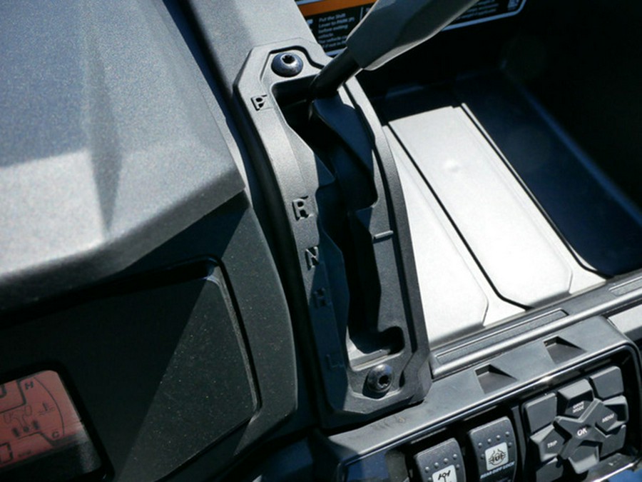 2024 Can-Am Defender XT HD10 Wildland Camo