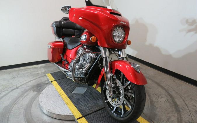 2019 Indian Motorcycle® Chieftain® Limited Ruby Metallic