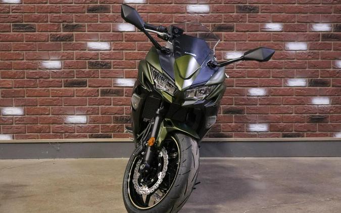 2024 Kawasaki Ninja® 650 ABS Metallic Covert Green/Metallic Spark Black