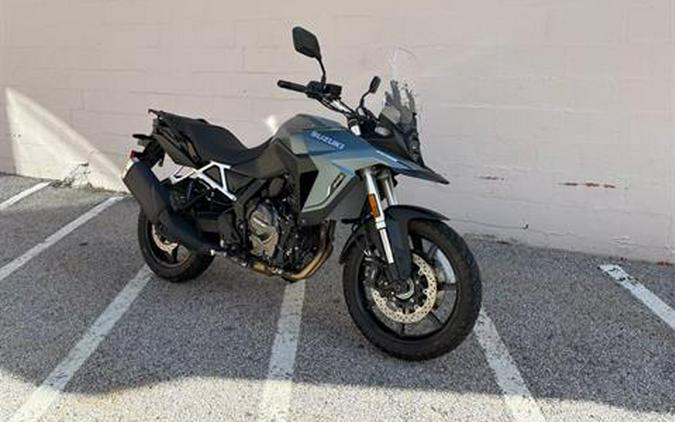 2024 Suzuki V-Strom 800