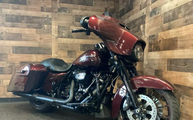 2018 Harley-Davidson Street Glide Special Twisted Cherry FLHXS