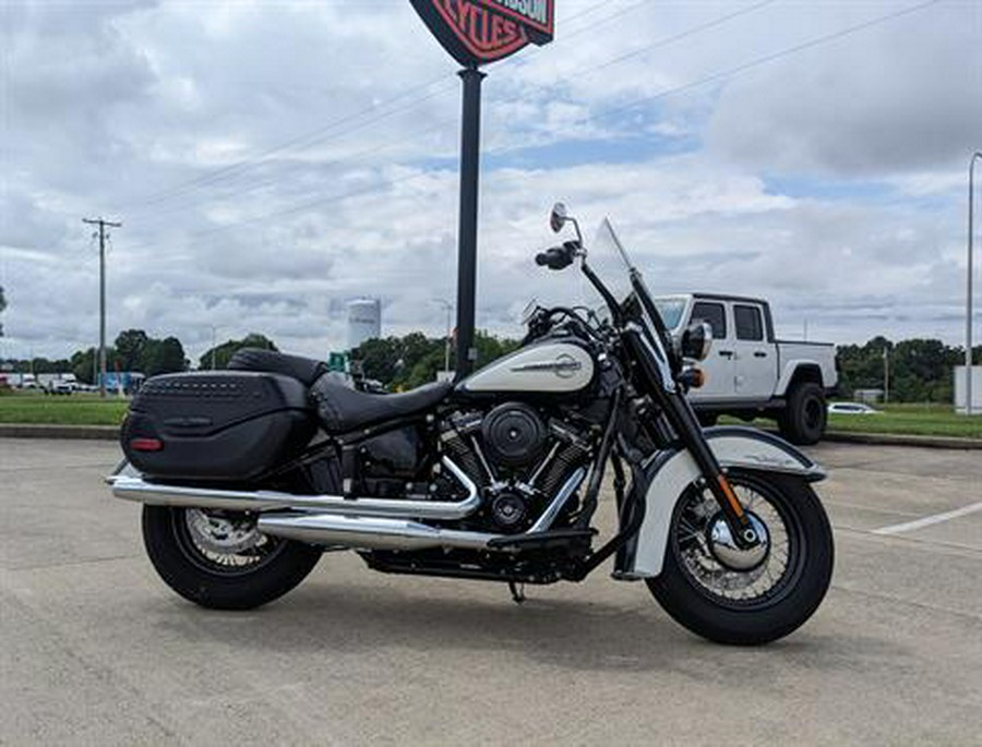 2019 Harley-Davidson Heritage Classic 107