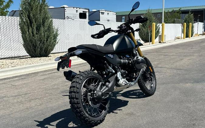2026 BMW R12