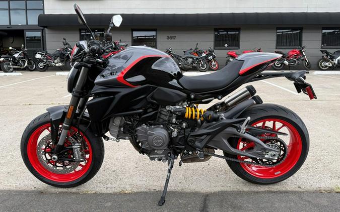 2027 Ducati MONSTER